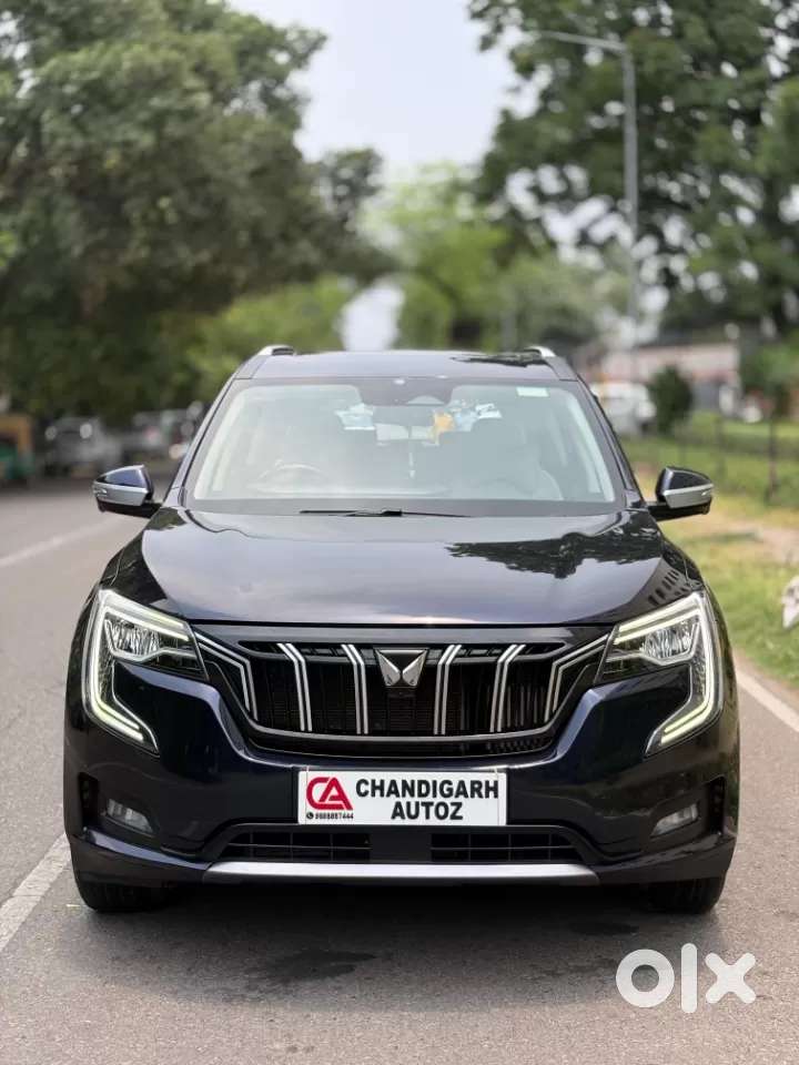 Mahindra Xuv700 2.2 Ax 7 Diesel At Luxury Pack Str, 2022, Diesel