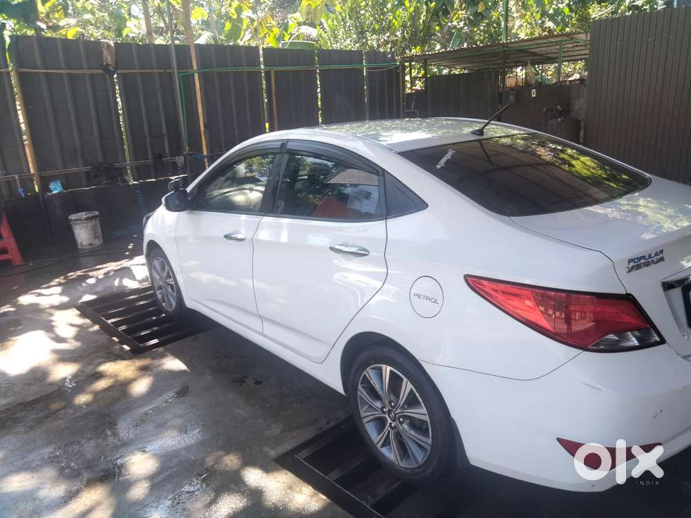 Hyundai Verna Vtvt 1.6 Sx, 2015, Petrol