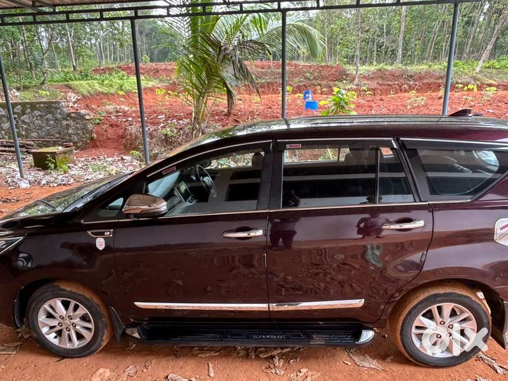 Toyota Innova Crysta 2020