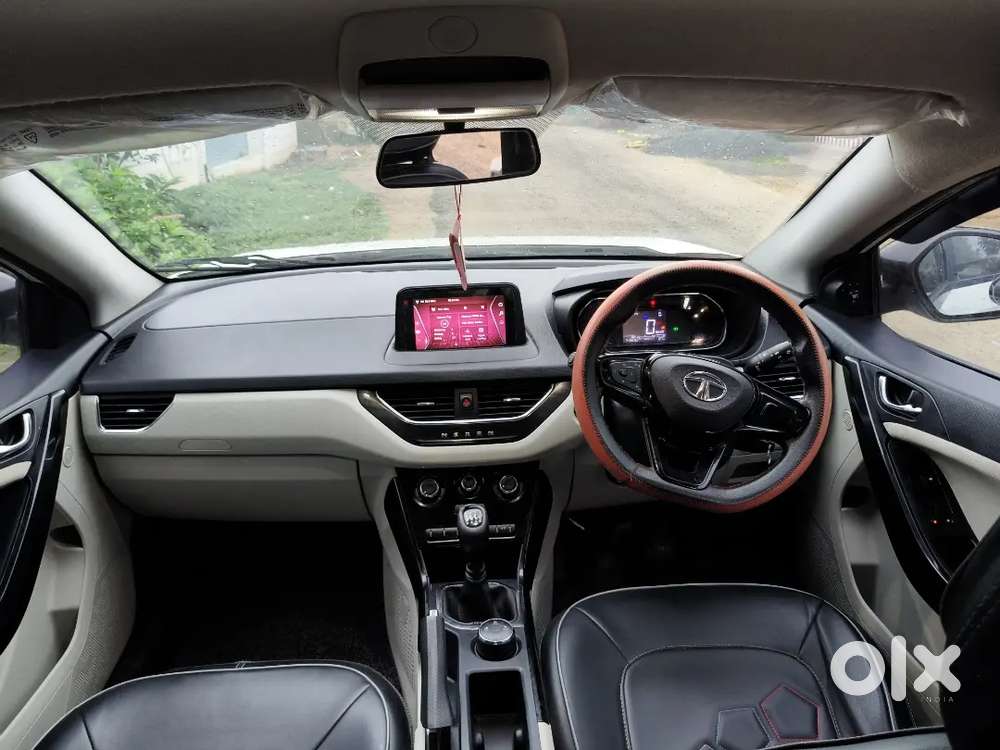 Tata Nexon 1.2 Turbo Xz Petrol 2022, Single Owner, 42000km