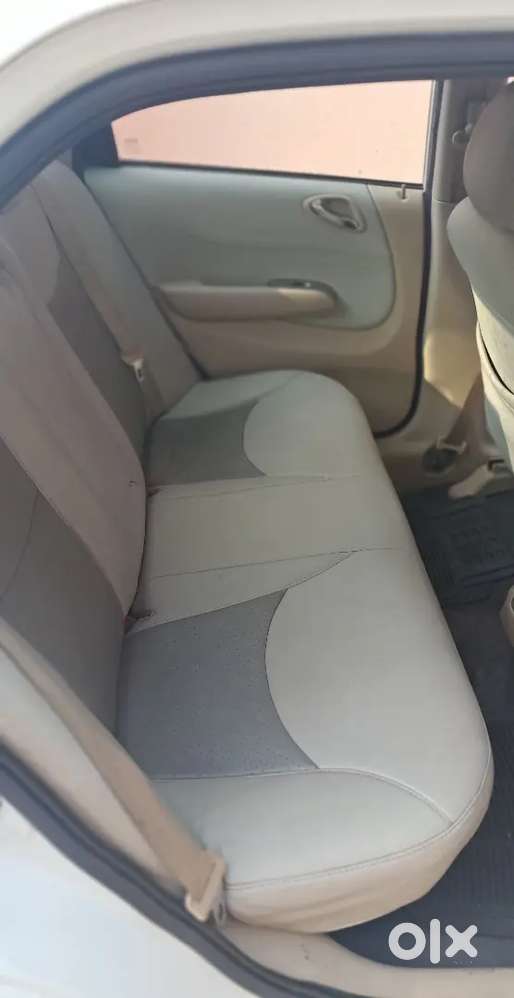 Honda City Zx 2006 Petrol Well Maintained