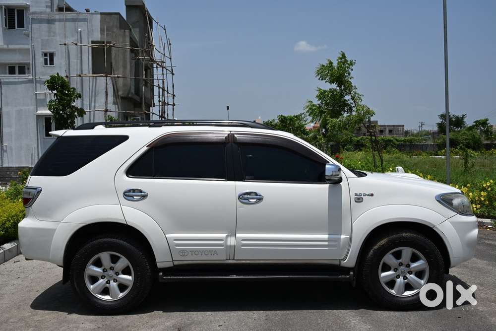Toyota Fortuner Diesel 2010
