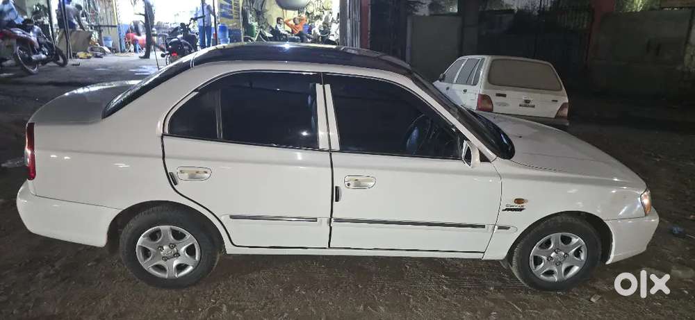 Hyundai Accent Hatchback 2012