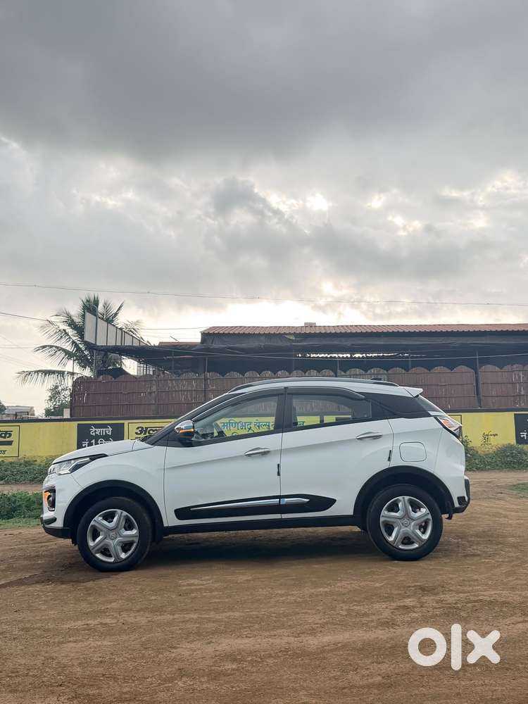 Tata Nexon 1.5 Revotorq Xma Plus (s) Amt, 2022, Diesel
