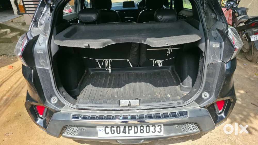 Tata Nexon 2023 Manual Petrol With Sunroof