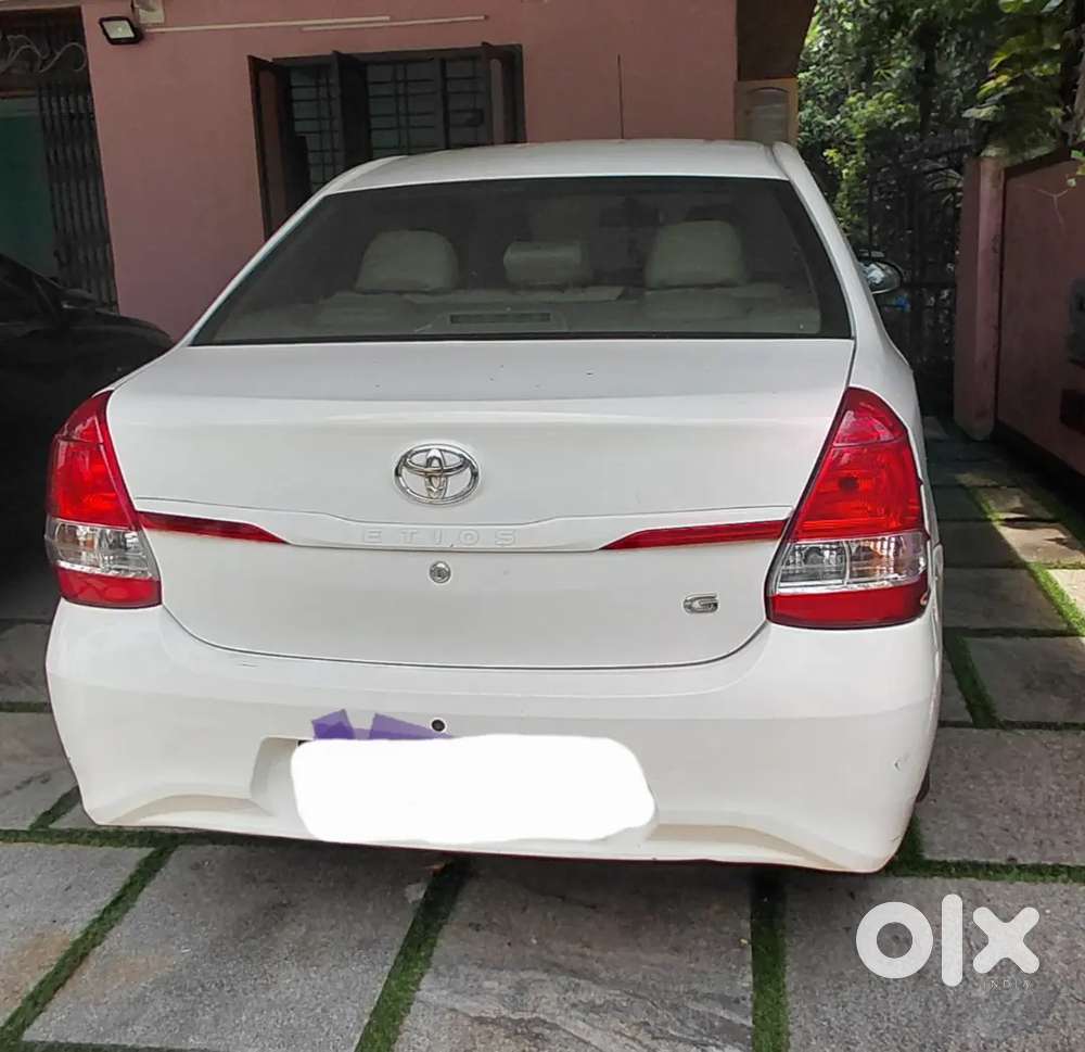 Toyota Etios 2017 Petrol Well Maintained