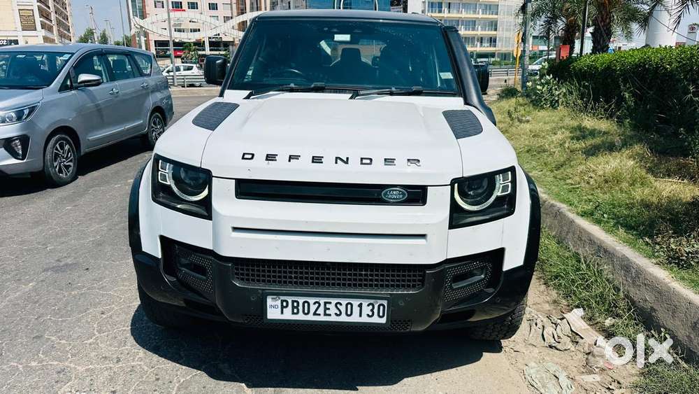 Land Rover Defender 3.0 L 130 Hse, 2023, Diesel
