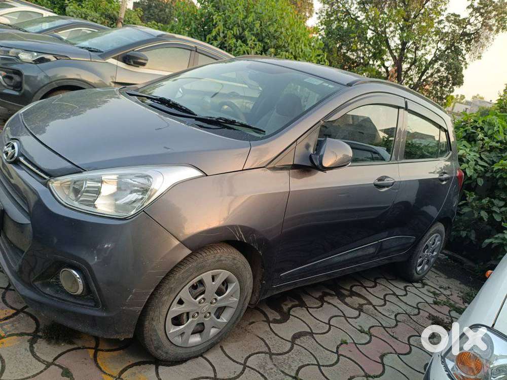 Hyundai Grand I10 2016-2017 Sportz Celebration Edition, 2016, Diesel