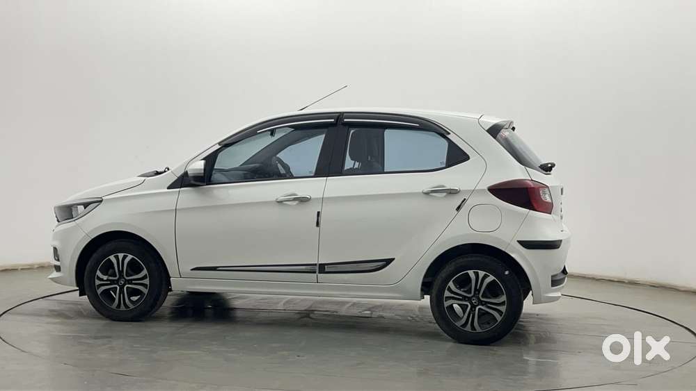 Tata Tiago Xza, 2021, Petrol