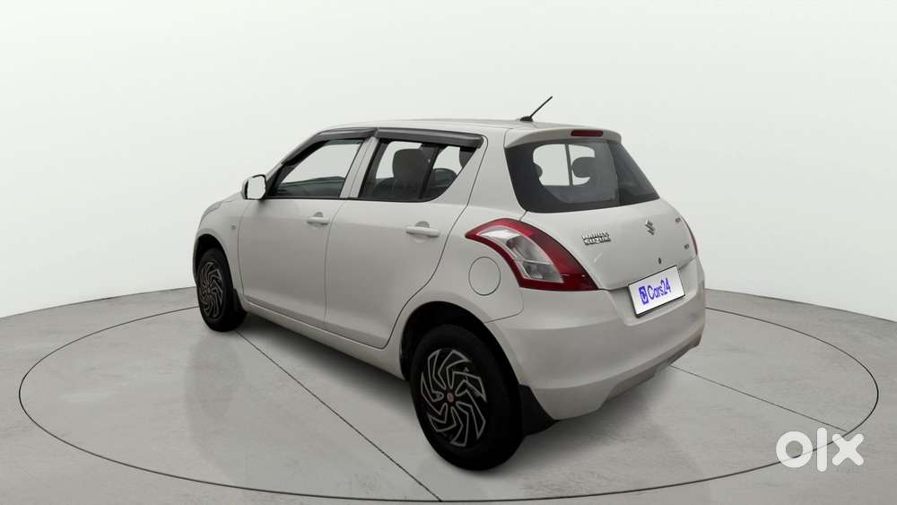 Maruti Suzuki Swift 1.2 Lxi (o), 2017, Petrol