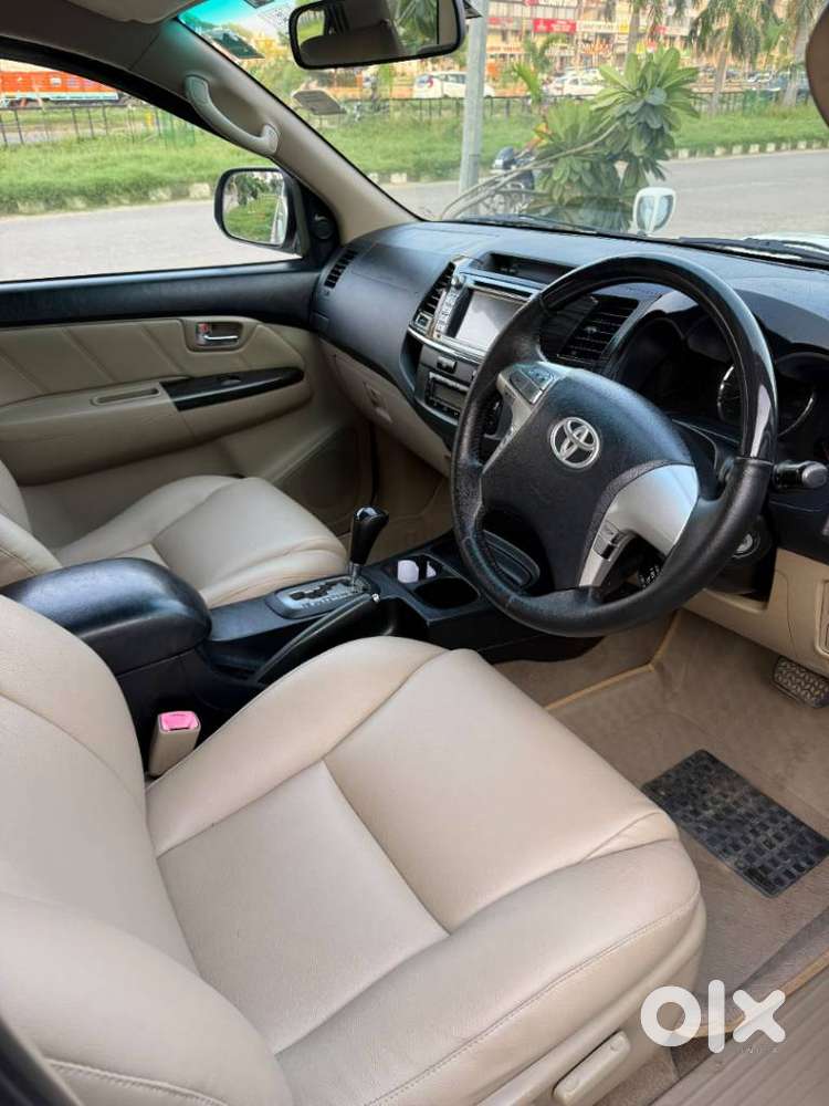 Toyota Fortuner 3.0 4x2 Automatic, 2014, Diesel
