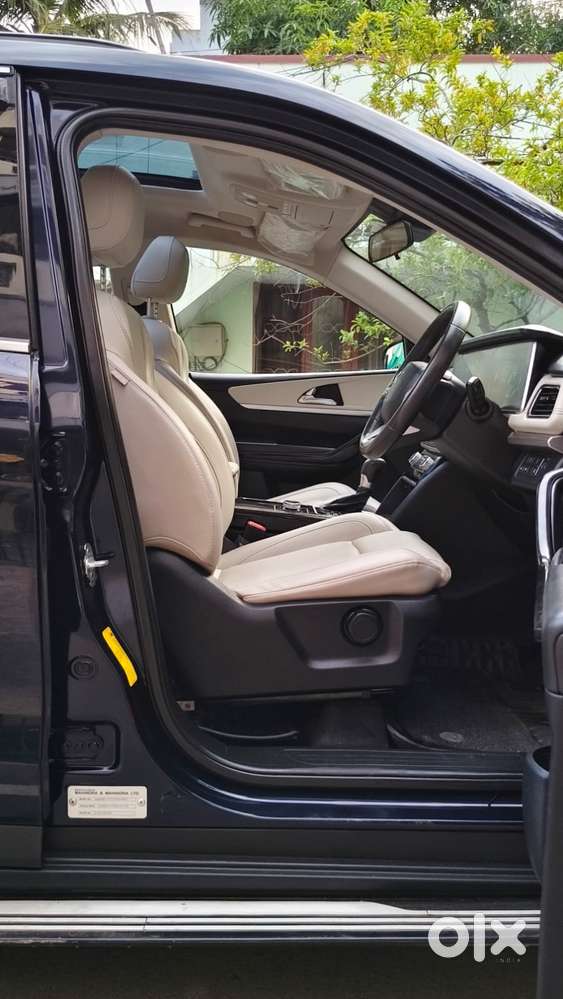 Mahindra Xuv700 2.2 Ax 7 Diesel At Luxury Pack Str Awd, 2024, Diesel