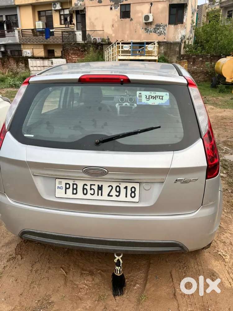 Ford Figo 2011 Petrol 69000 Km Driven