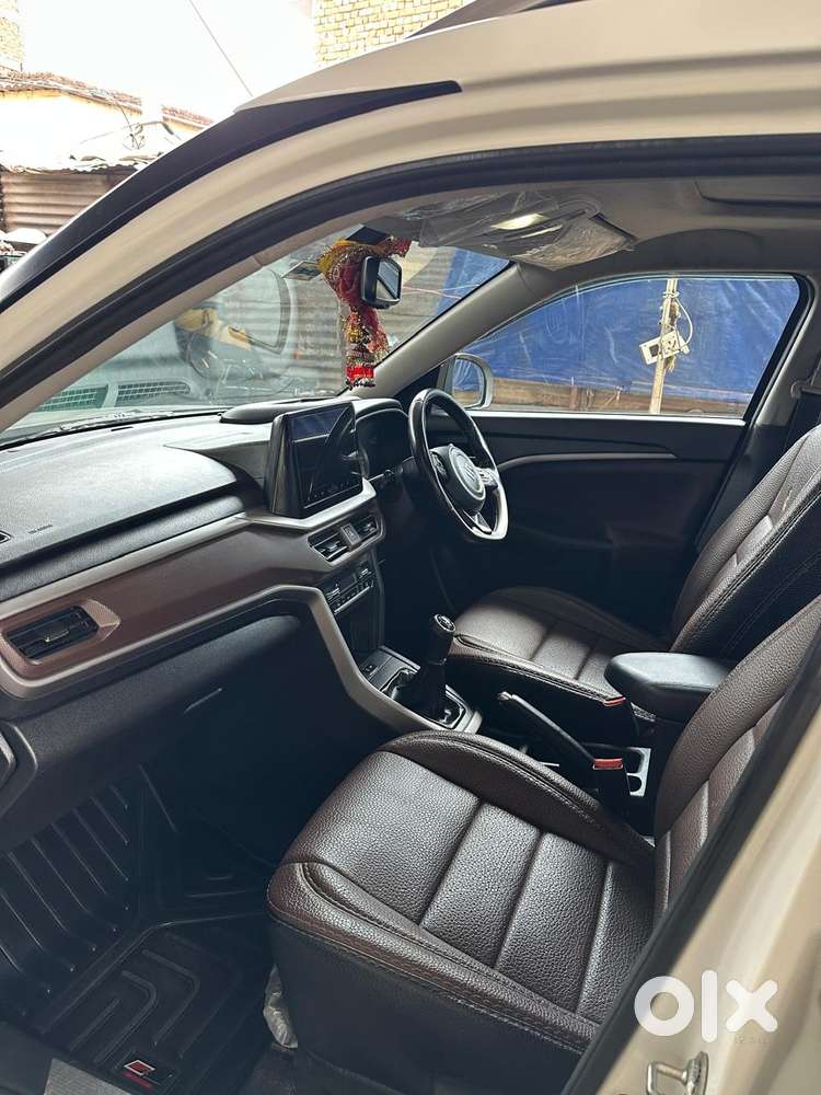 Maruti Suzuki Brezza 1.5 Zxi Plus Smart Hybrid, 2022, Petrol