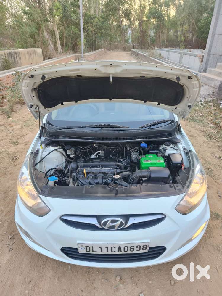 Hyundai Verna Vtvt 1.6 Sx, 2012, Petrol