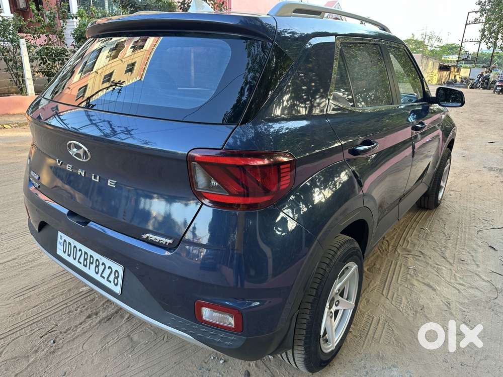 Hyundai Venue 1.2 S (o), 2020, Petrol