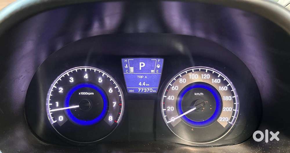 Hyundai Fluidic Verna 1.6 Vtvt S (o) Automatic, 2013, Petrol