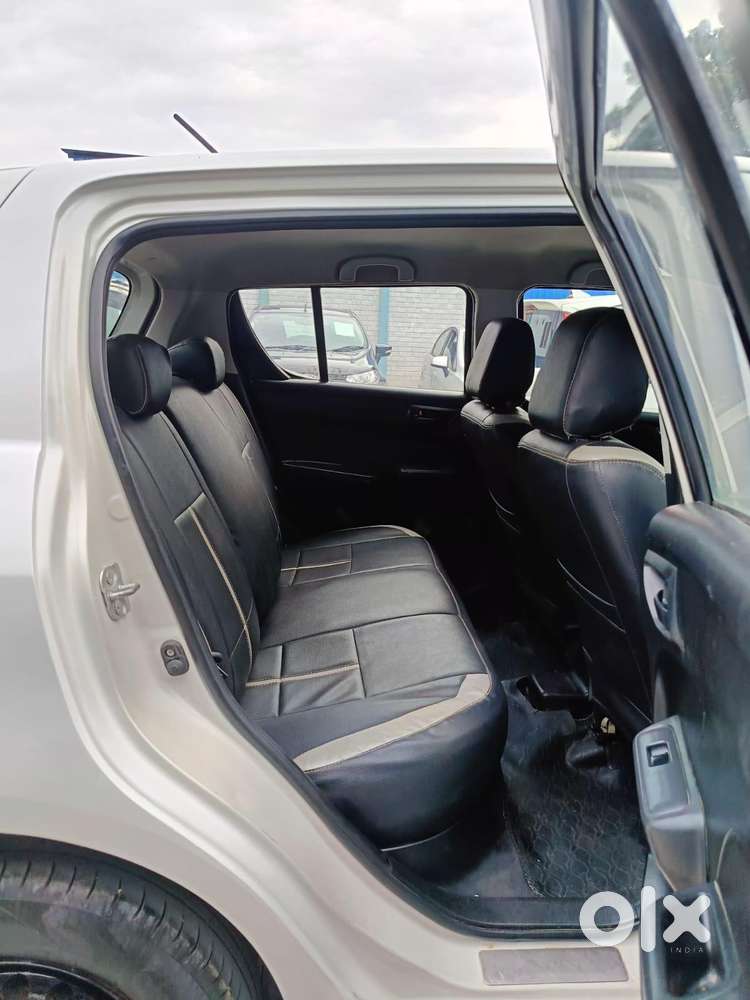 Maruti Suzuki Swift Lxi, 2015, Petrol