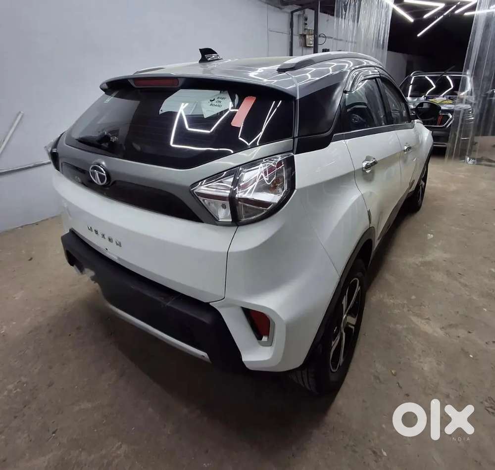 Tata Nexon 2022 Petrol