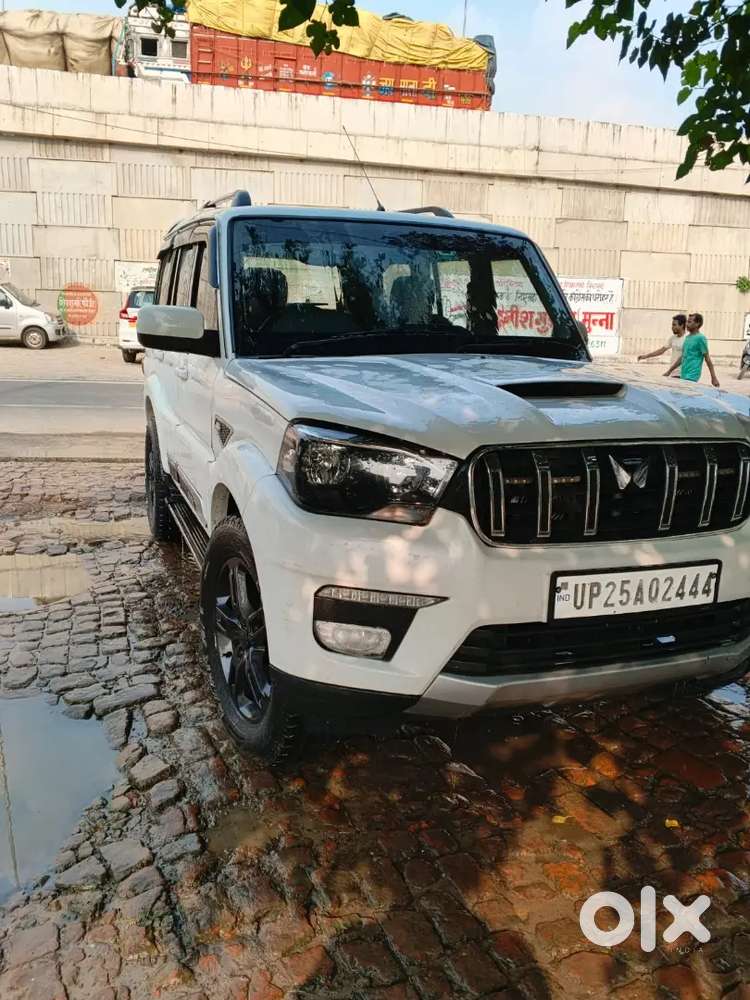 Mahindra Scorpio Classic 2012