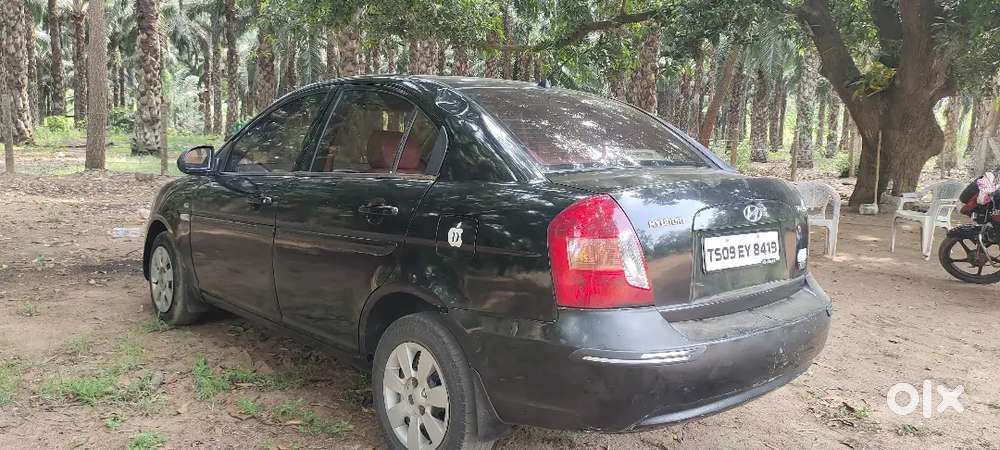 Hyundai Verna 2007 Diesel 180000 Km Driven