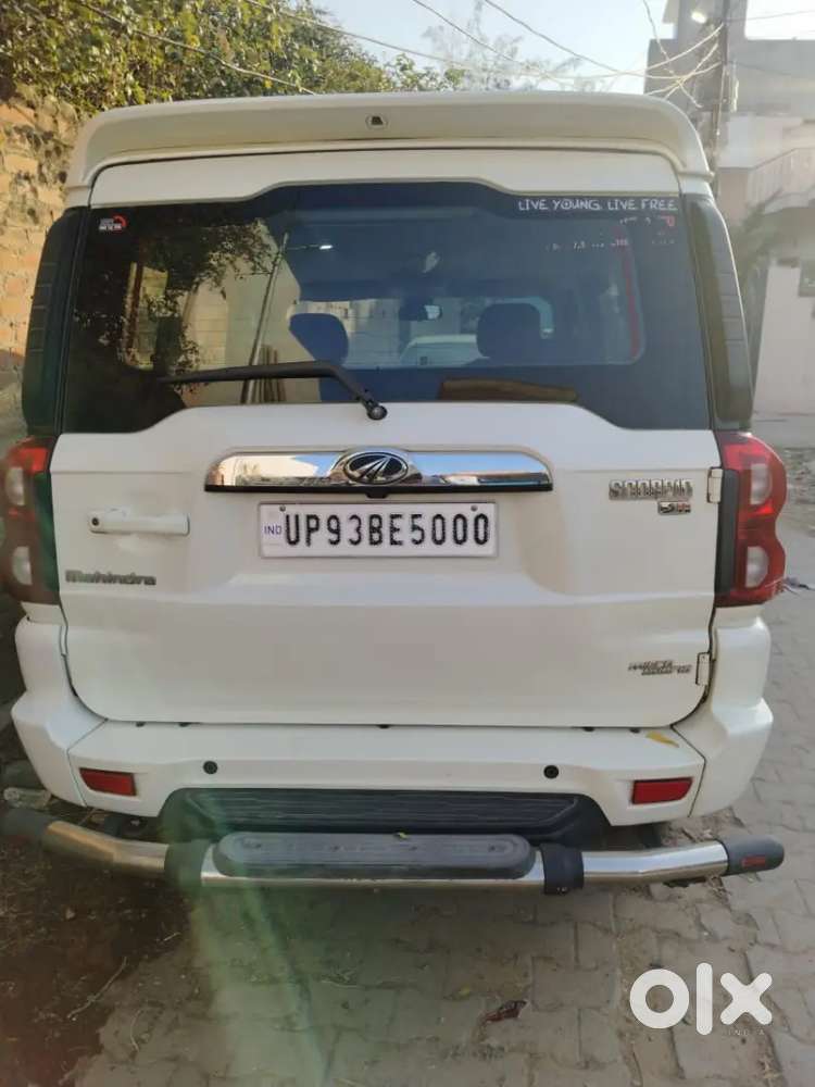 Mahindra Scorpios11