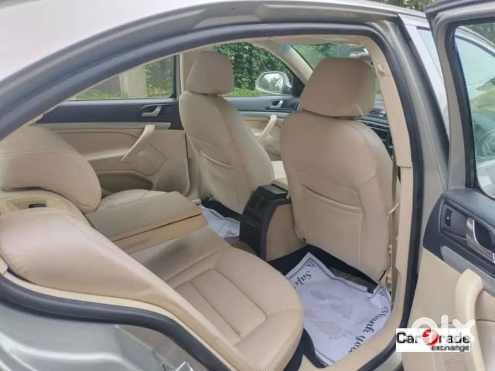 Skoda Laura 1.9 Elegance 2013