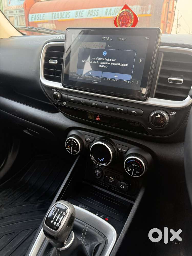 Skoda Slavia 1.5 Tsi Style At, 2023, Petrol