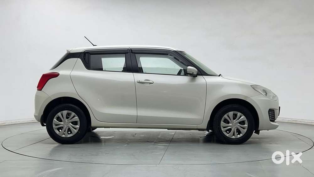 Maruti Suzuki Swift Vvt Vxi, 2021, Petrol