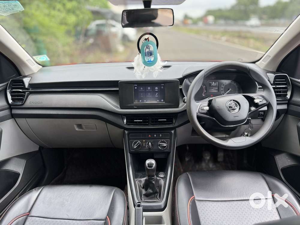Skoda Kushaq 1.0 Tsi Active, 2022, Petrol