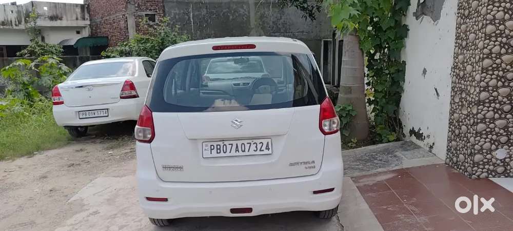Maruti Suzuki Ertiga Vdi 2015