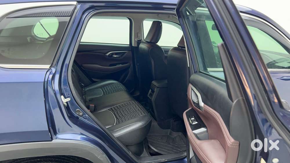 Maruti Suzuki Grand Vitara 1.5 Zeta Smart Hybrid At, 2023, Petrol