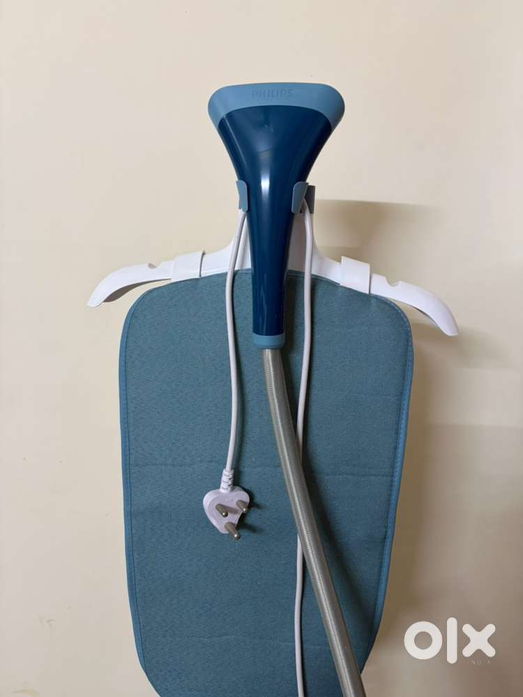 PHILIPS Garment Steamer 1000 series