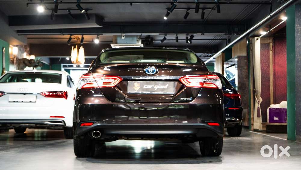 Toyota Camry Hybrid, 2020, Petrol