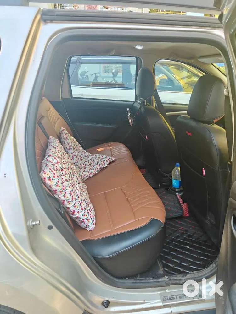 Renault Duster 2019 Petrol Manual Silver Colour