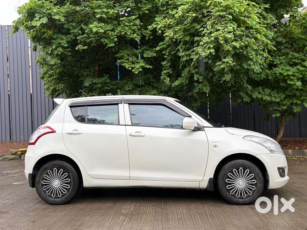 Maruti Suzuki Swift Lxi Option, 2014, Petrol