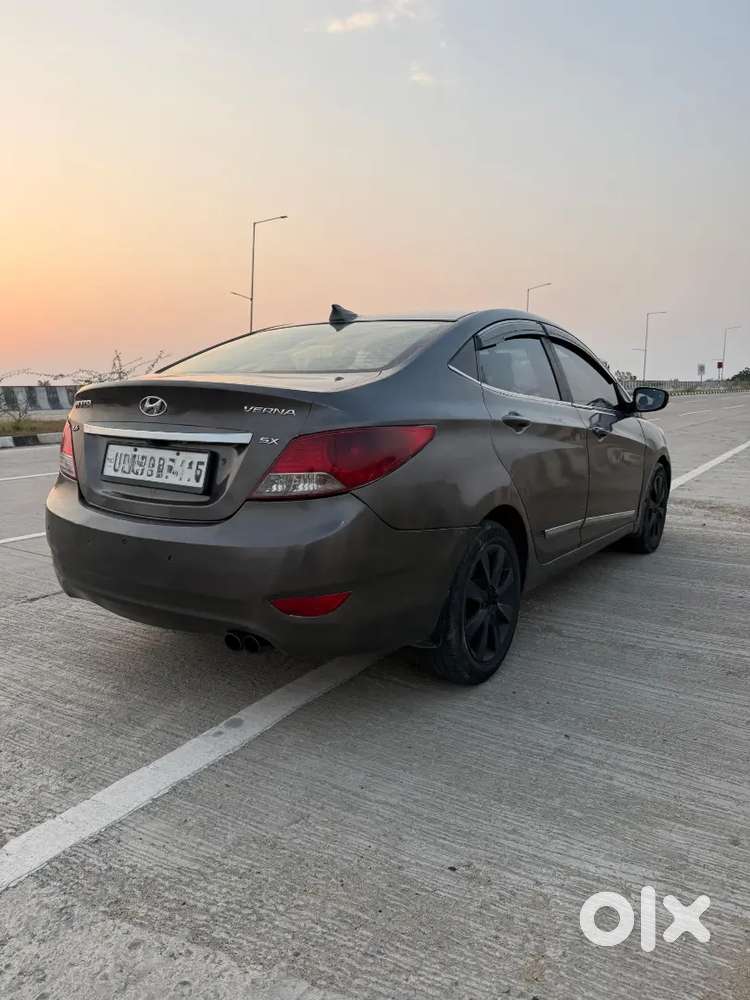 Hyundai Verna Diesel 2014 Car
