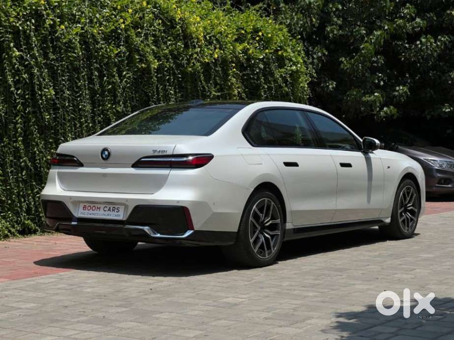 Bmw 7 Series 740i M Sport Petrol Automatic, 2023, Petrol