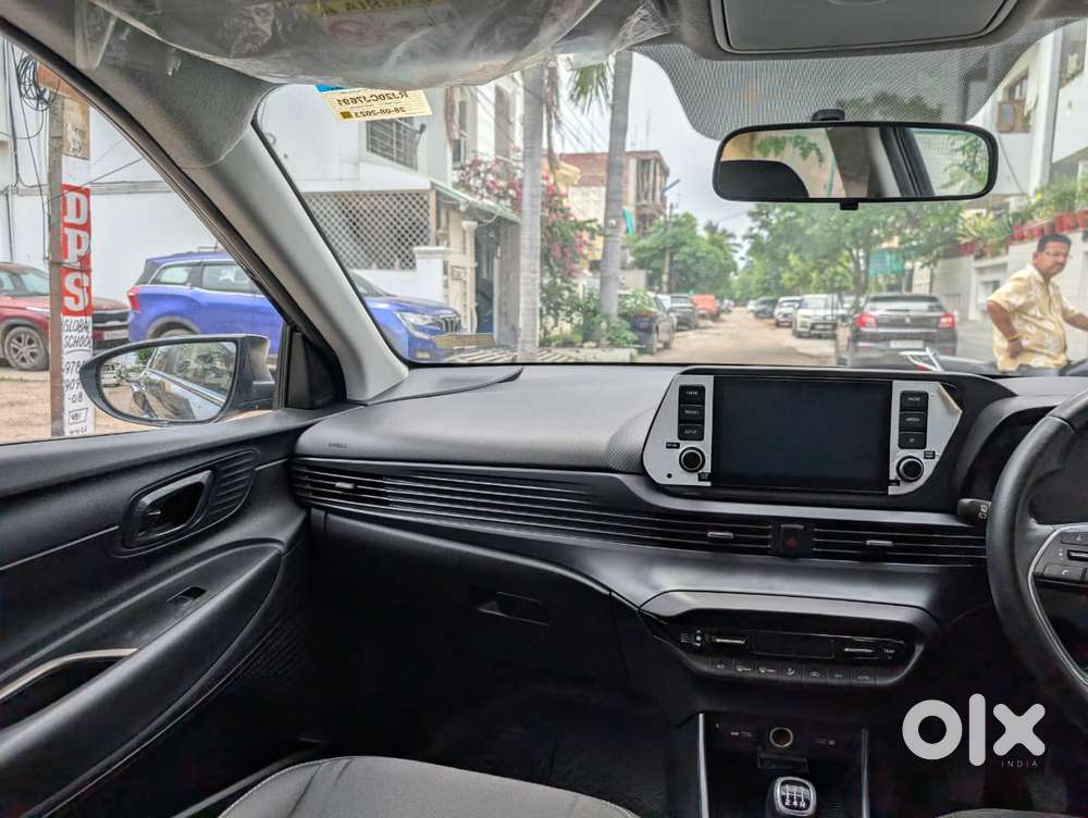 Hyundai I20 Asta (o) 1.2 Mt, 2023, Petrol