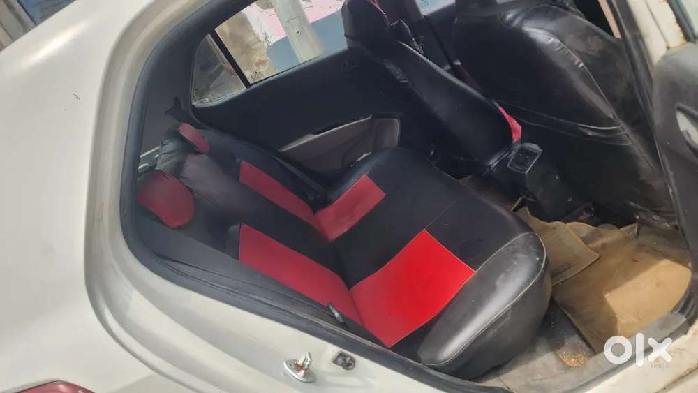 Hyundai Grand I10 2017 Diesel 130000 Km Driven