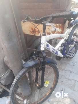 Gear cycle cheap 2000 rupees