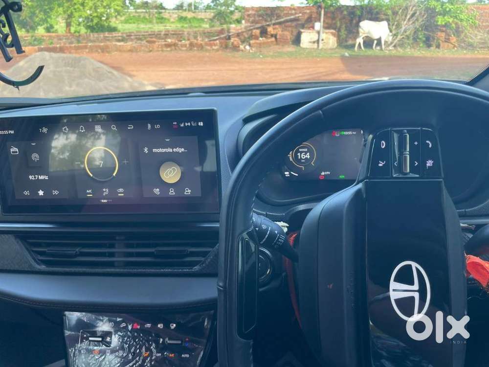 Tata Nexon Ev Empowered 45 Red Dark Edition, Top Model