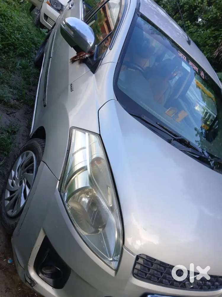 Maruti Suzuki Ertiga 2013