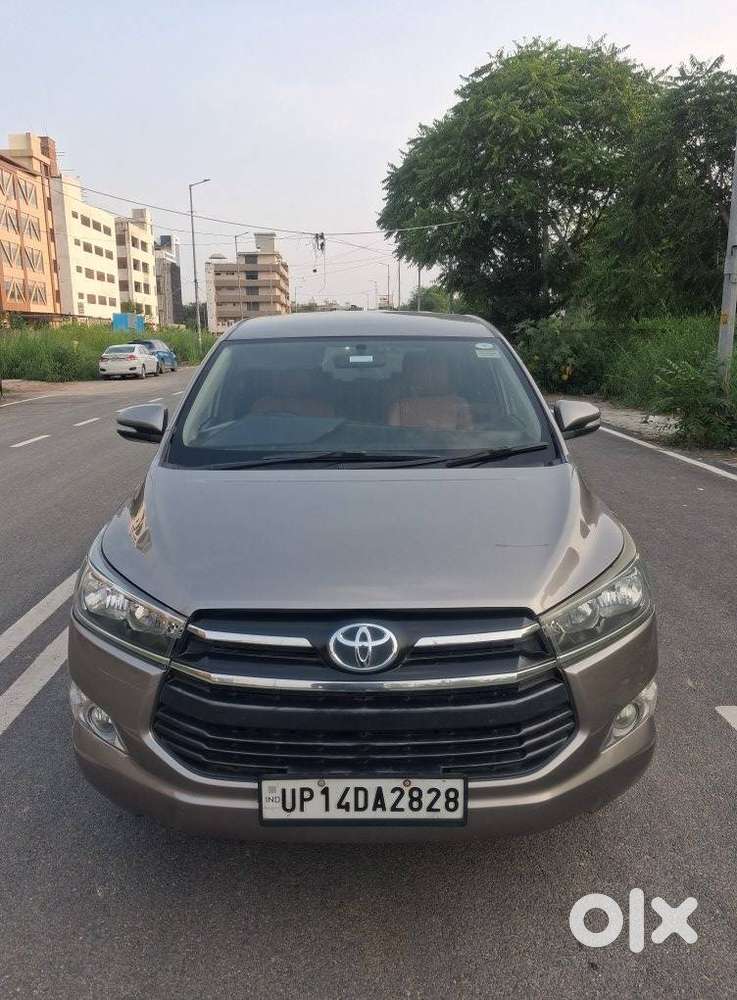 Toyota Innova Crysta 2.8 Gx At, 2016, Diesel