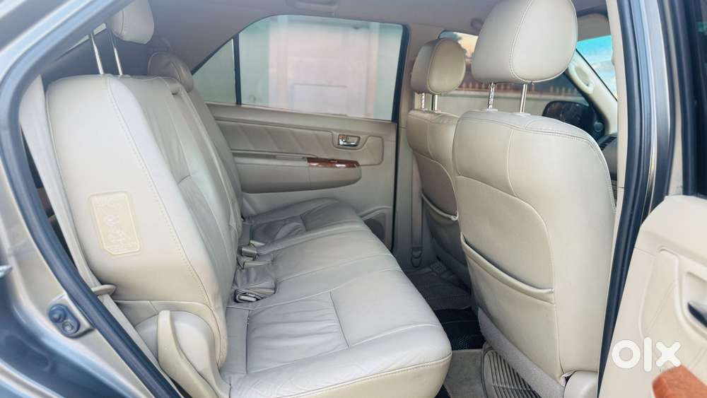 Toyota Fortuner 3.0 4x4 Manual, 2010, Diesel