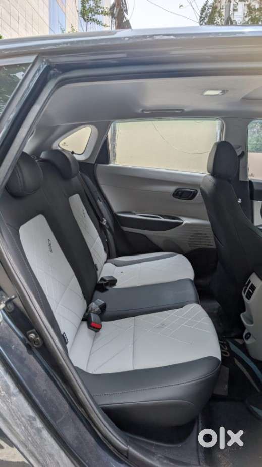 Hyundai I20 Asta (o) 1.2 Mt Dual Tone, 2024, Petrol