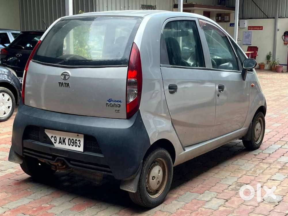 Tata Nano Xe, 2013, Petrol