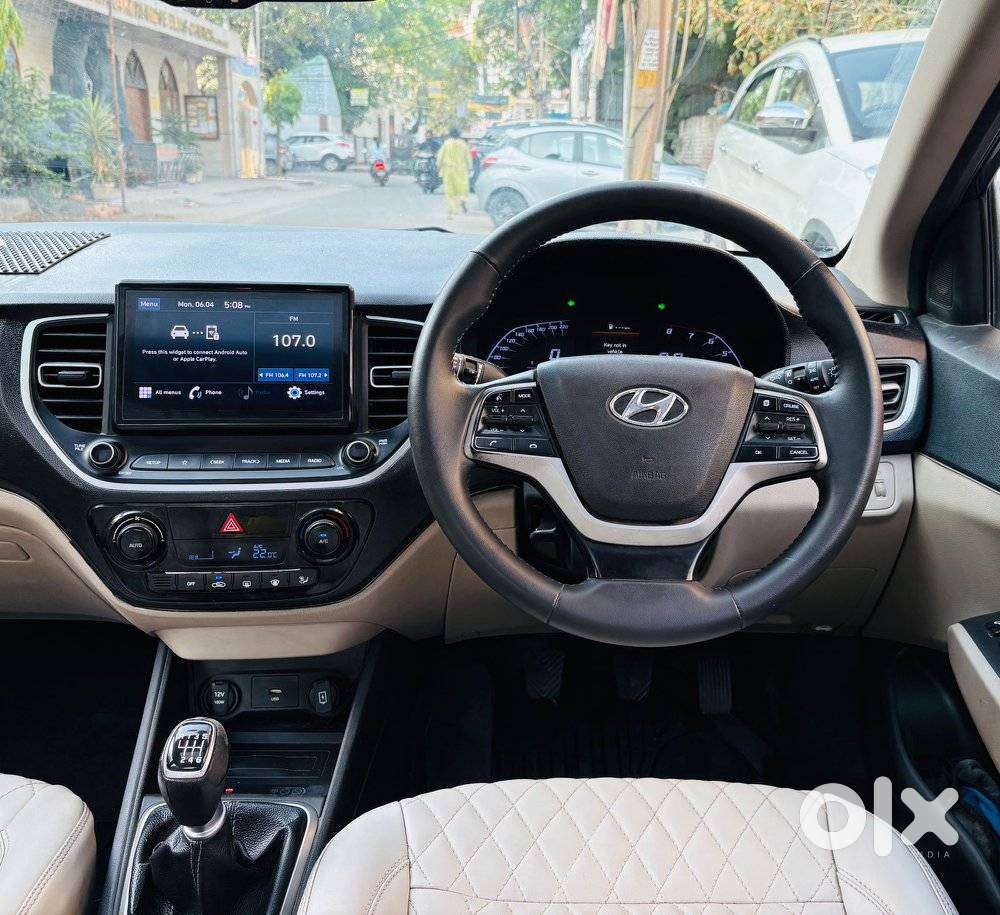 Hyundai Verna 1.5 Sx Petrol Mt, 2021, Petrol