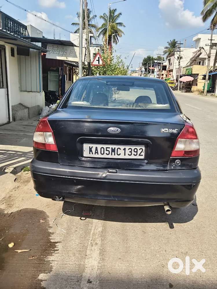 Ford Ikon 2005