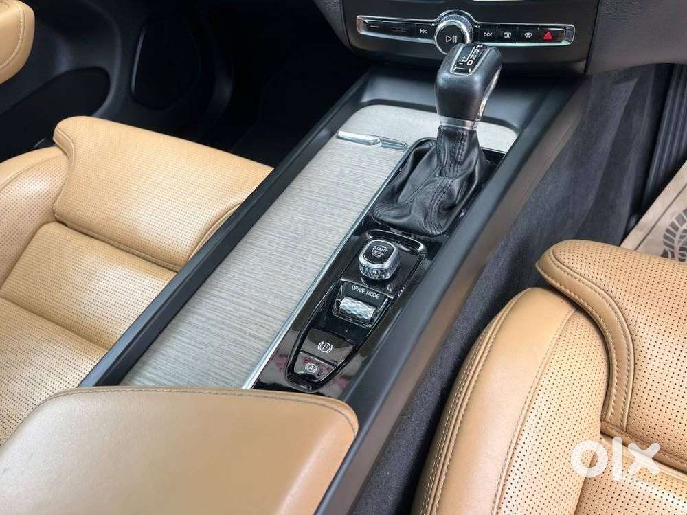Volvo Xc60 D5 Inscription, 2020, Diesel